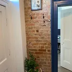 No1 The Townhouse *
