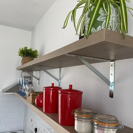 No1 The Townhouse Дом отдыха