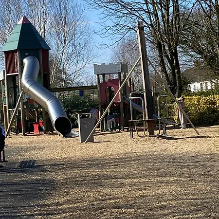 No1 The Townhouse Дом отдыха *